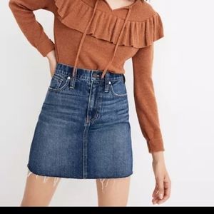 Madewell Denim Skirt sz. 26 raw hem